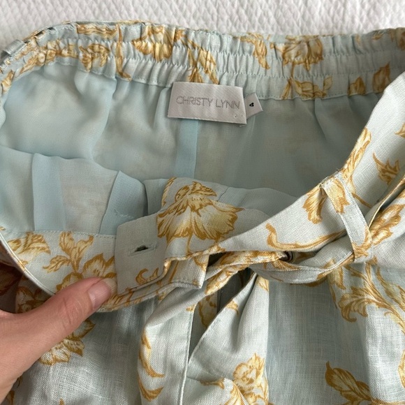CHRISTY LYNN Lola Short Blue Floral SZ 4 - Picture 4 of 5